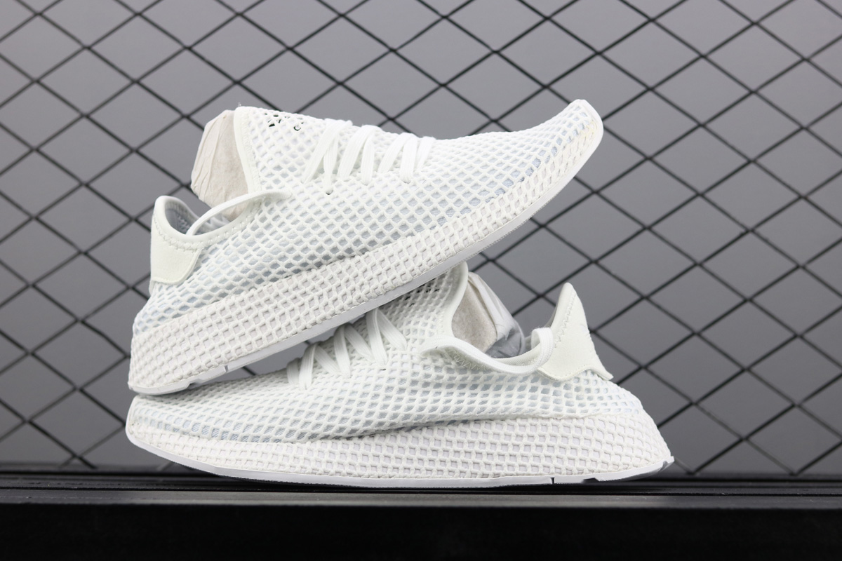 adidas triple white deerupt