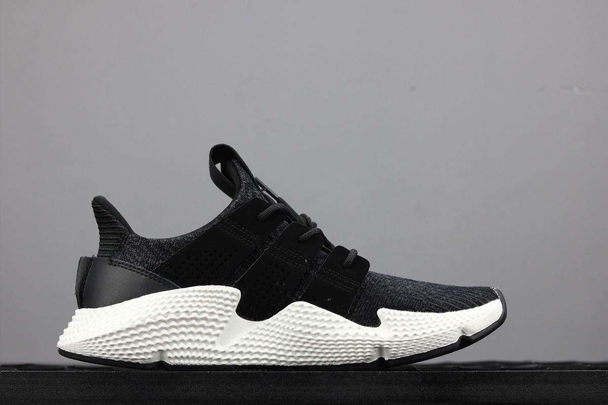 white prophere