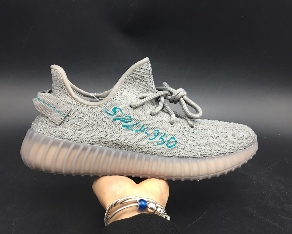 yeezy 350 2018