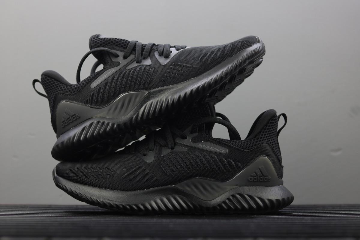 alphabounce beyond vs em