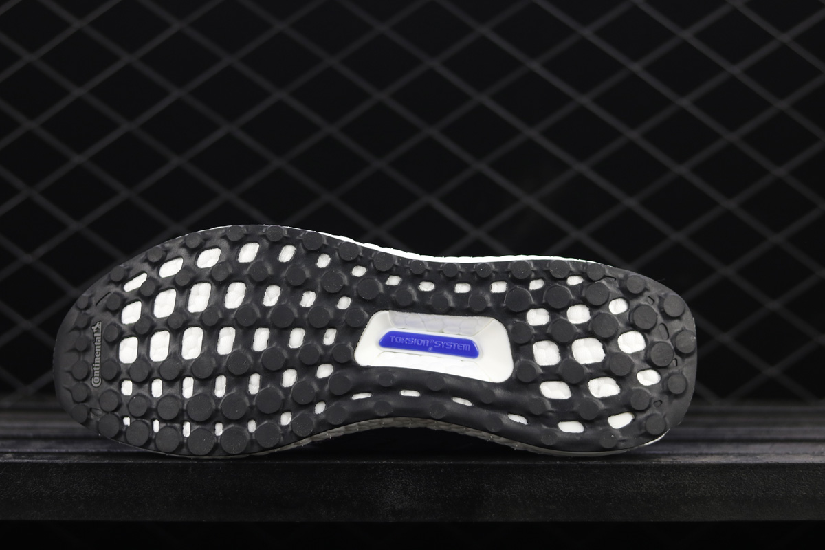 {keywor d} adidas ultra boost noir violet