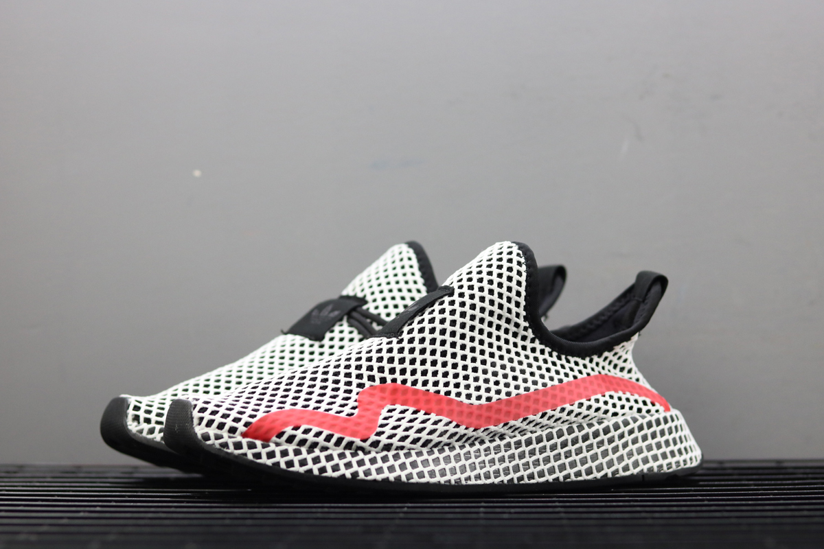 adidas deerupt black and red