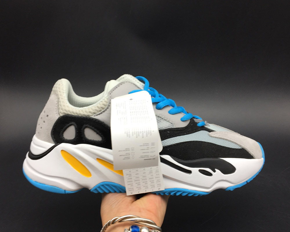 yeezy 700 waverunner price