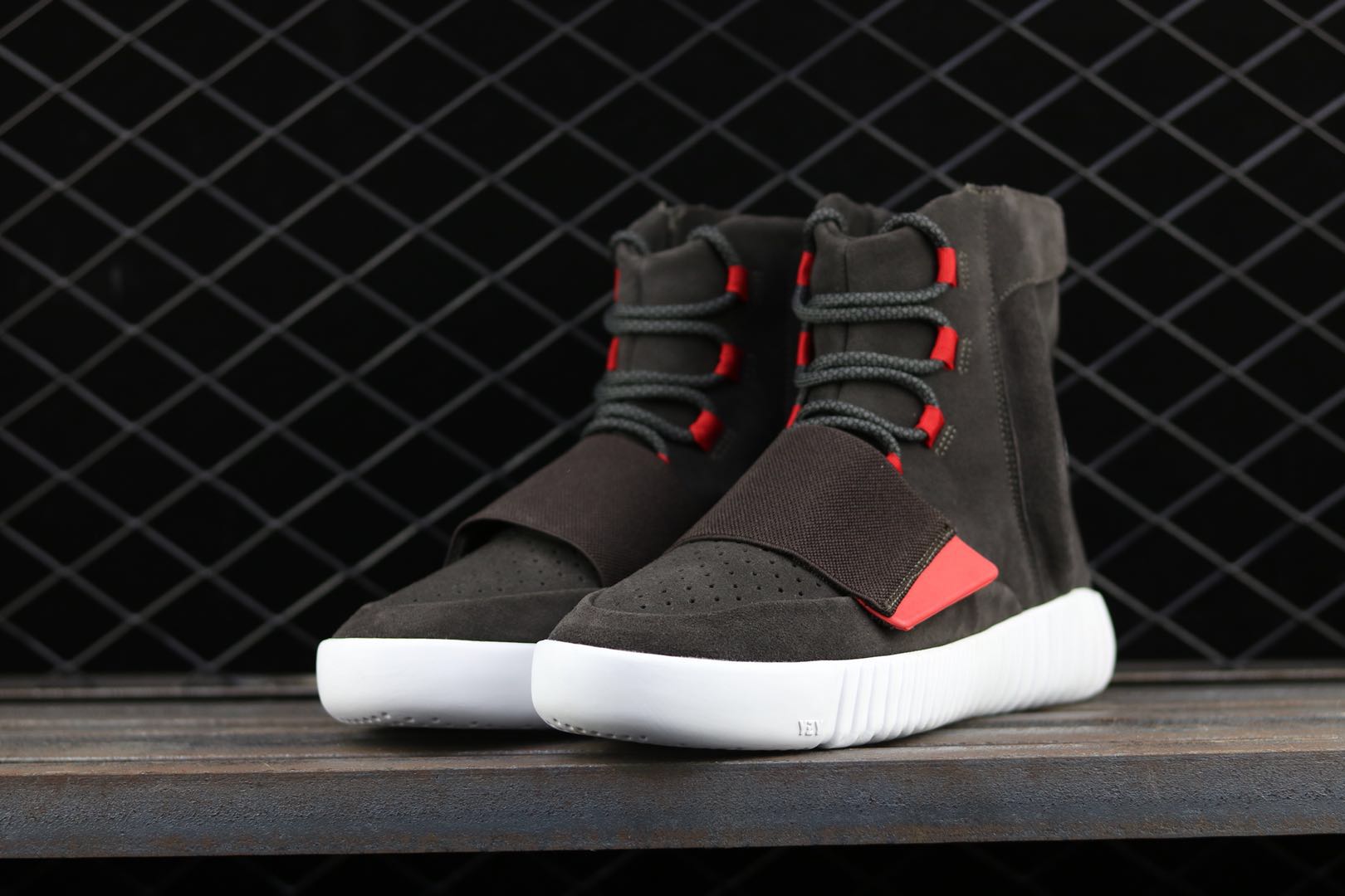 yeezy supreme collaboration