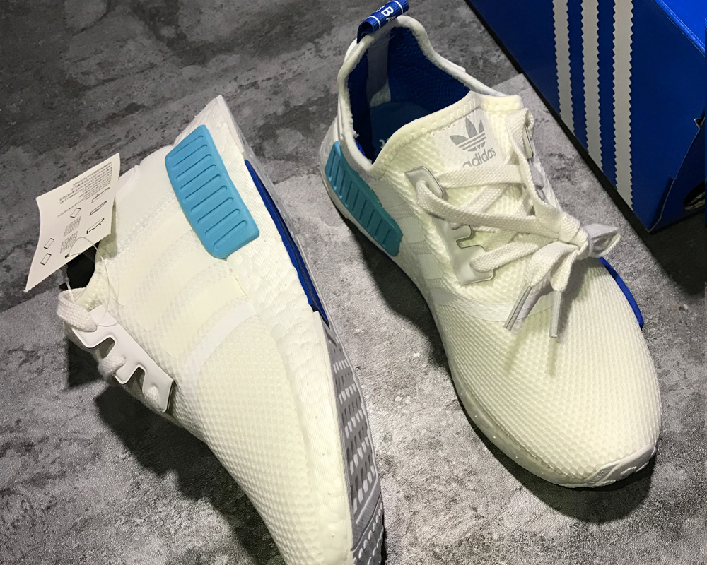 nmd r1 blue glow