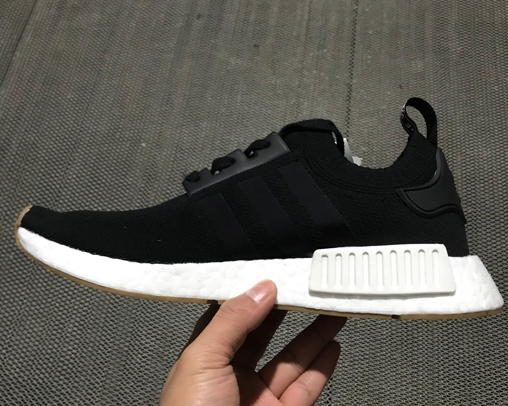 nmd r1 primeknit black gum
