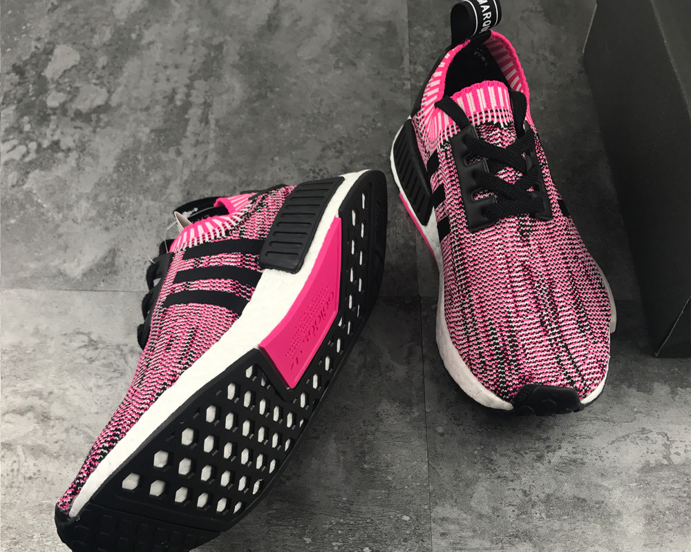 nmd r1 shock pink