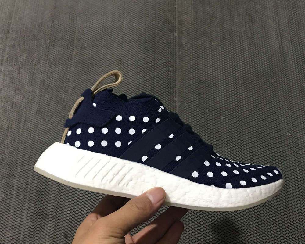 nmd r2 navy white