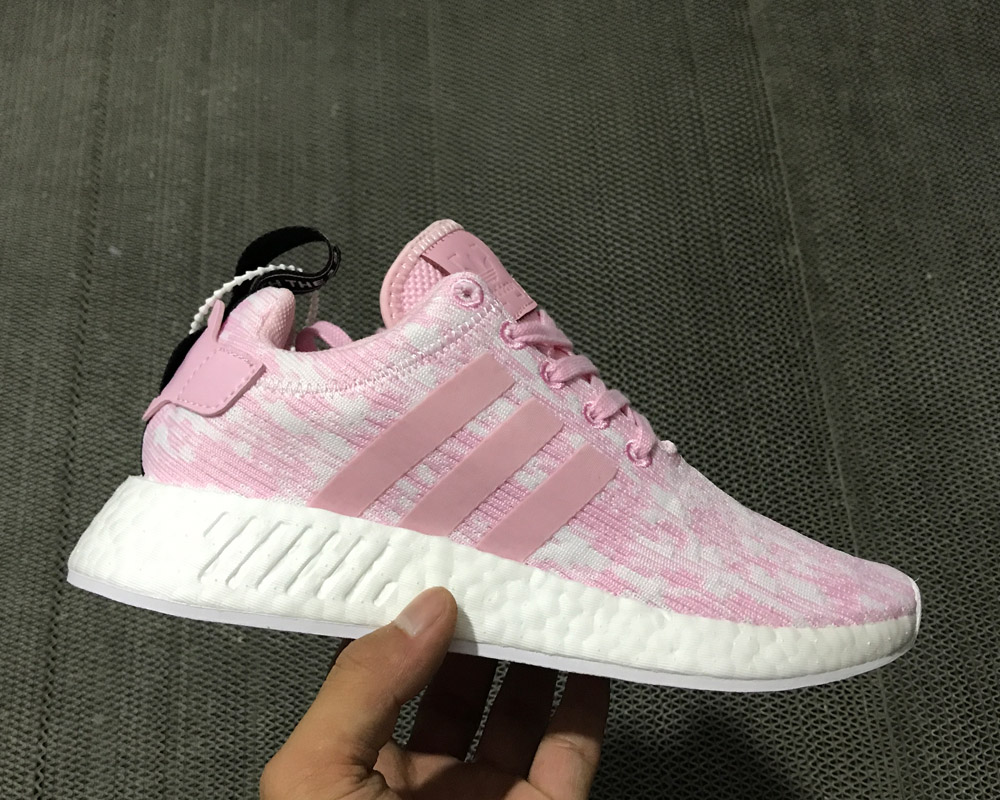 nmd r2 primeknit pink