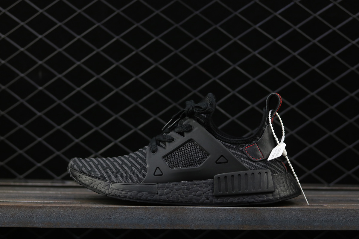 adidas nmd xr1 black red