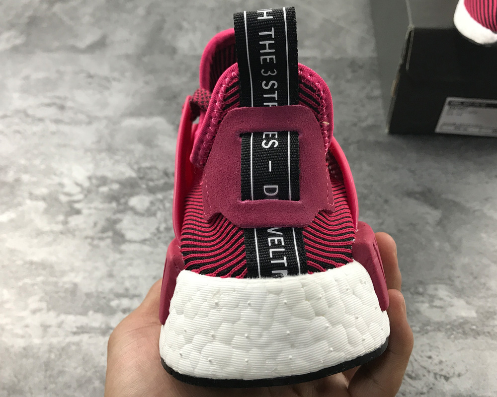 nmd xr1 unity pink