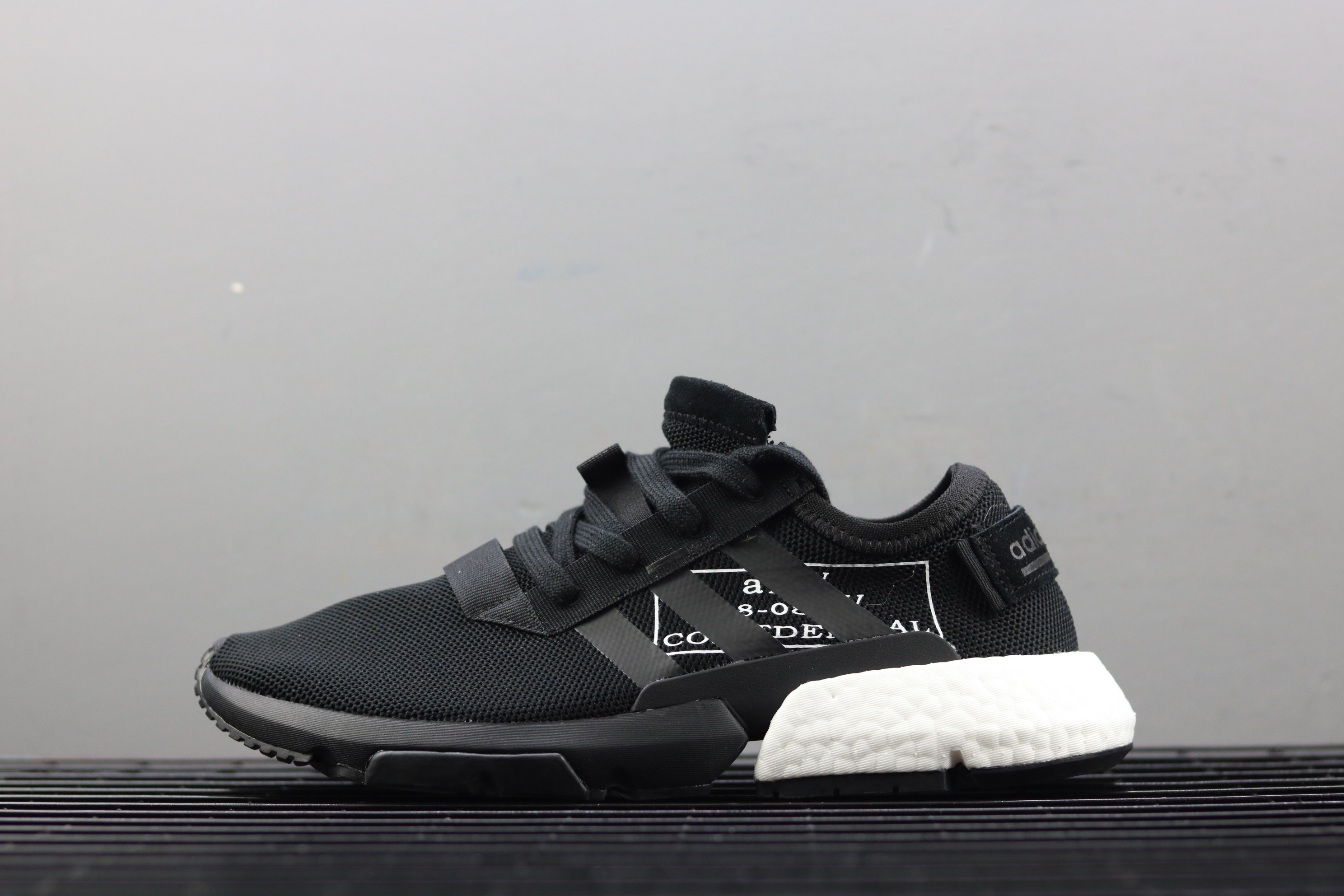 adidas pod triple black