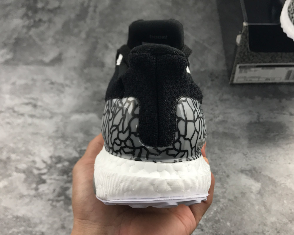 are adidas ultra boost unisex
