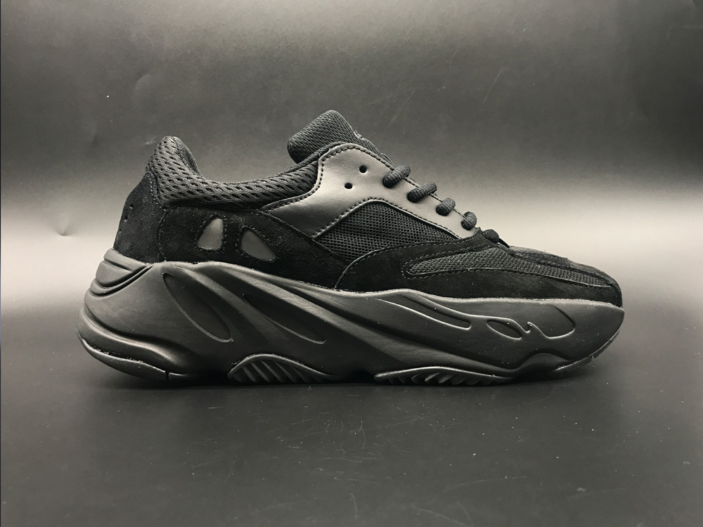 wave runners black