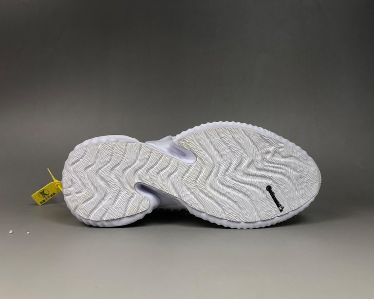 adidas alphabounce instinct triple white