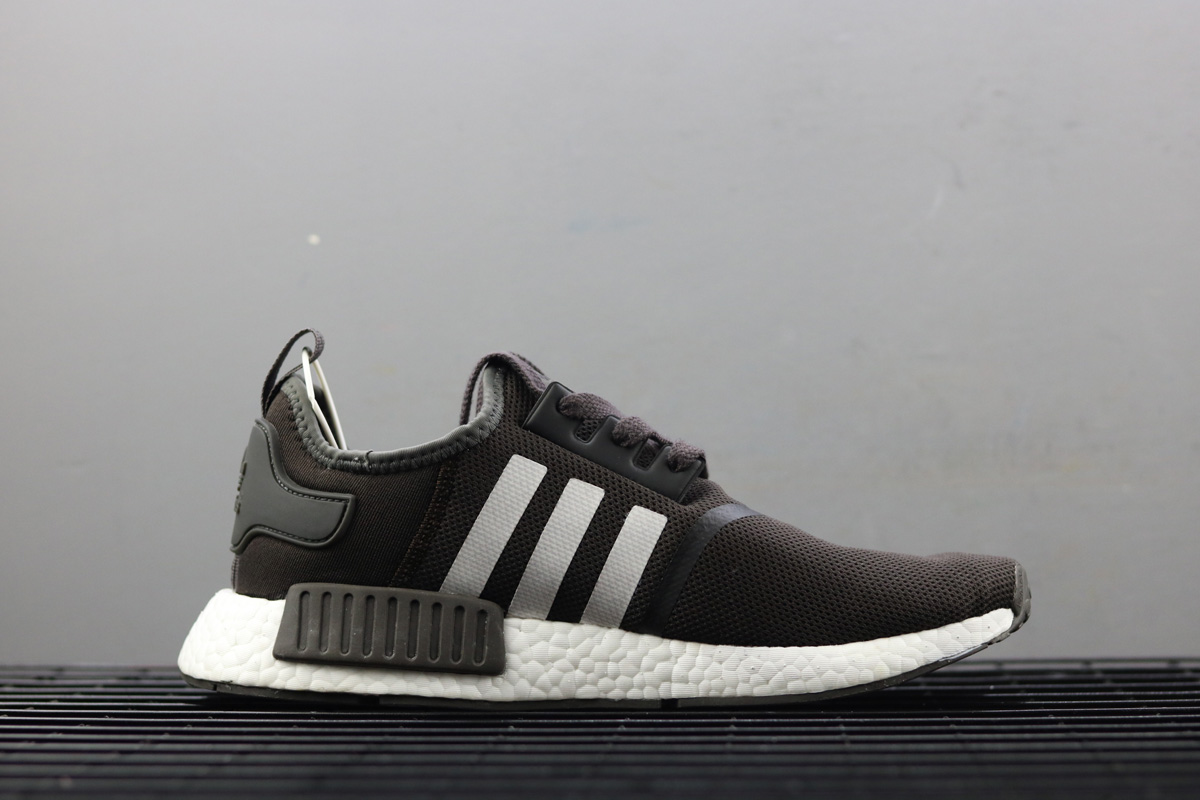 nmd r1 white trace grey