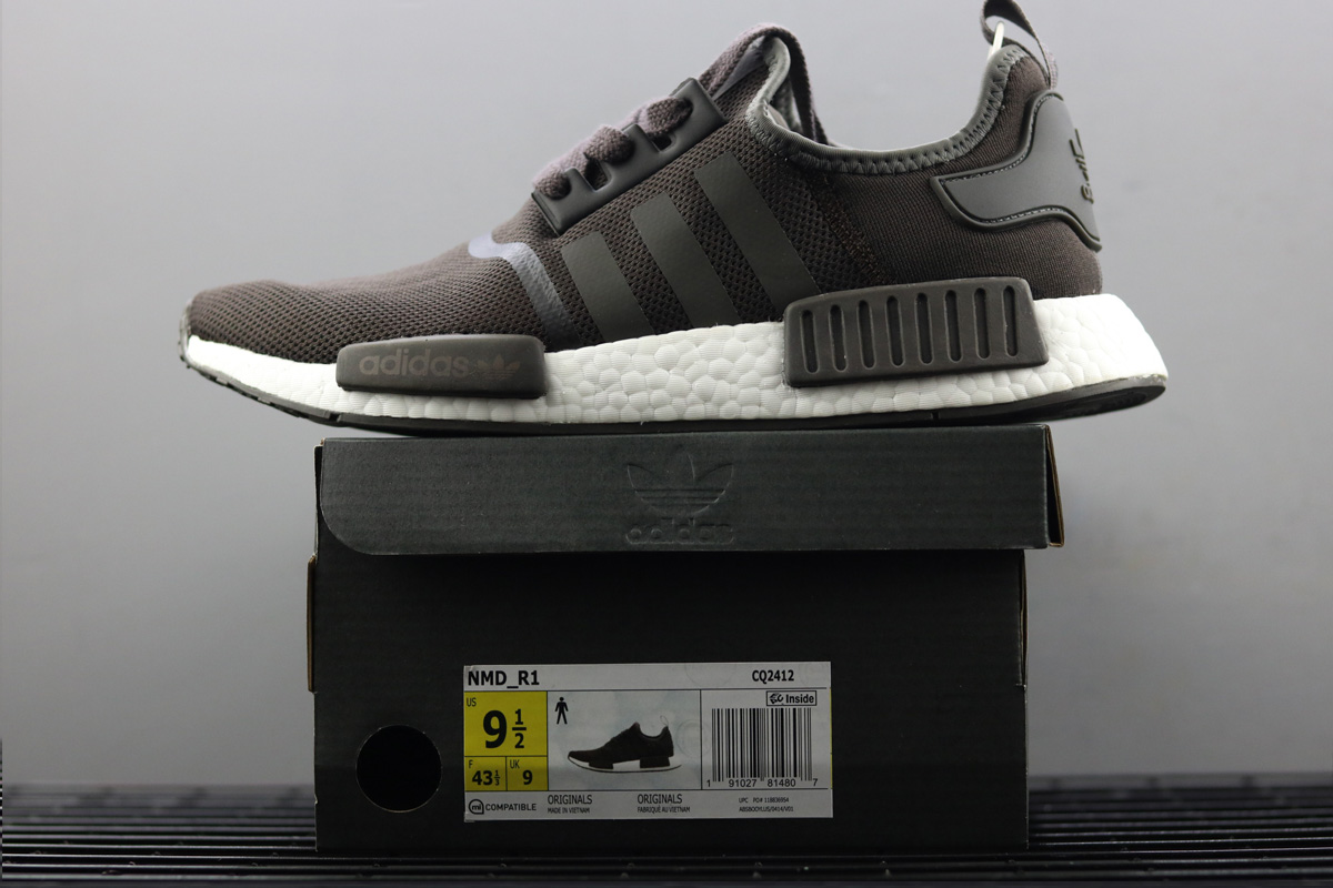 nmd r1 trace grey metallic