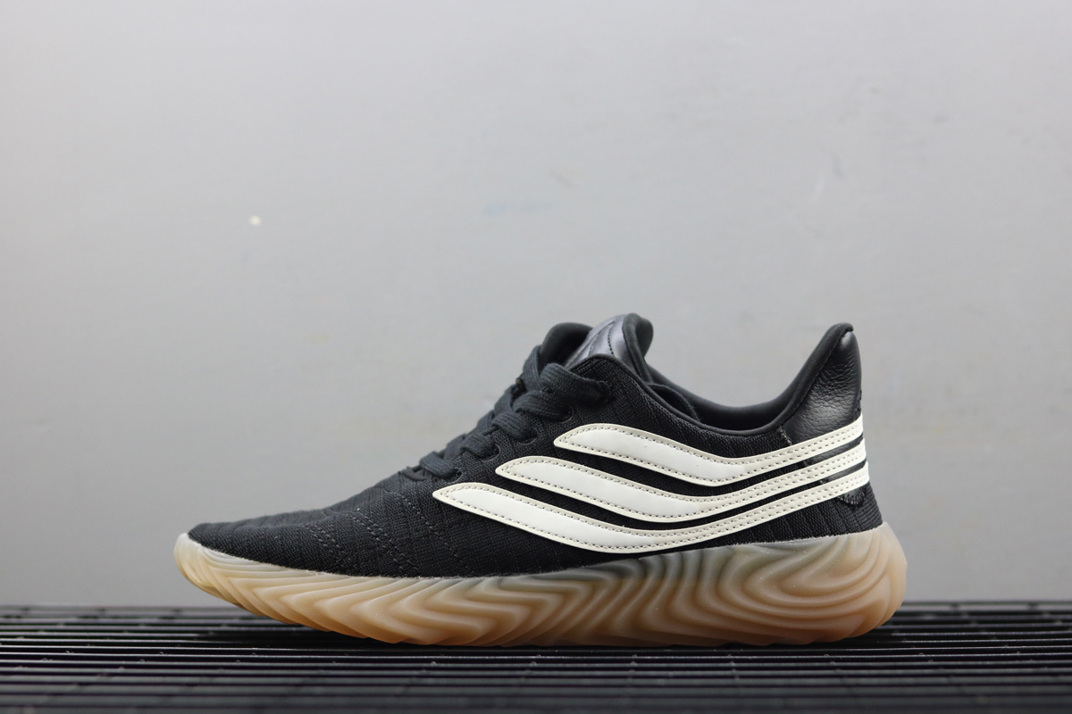 sobakov black gum