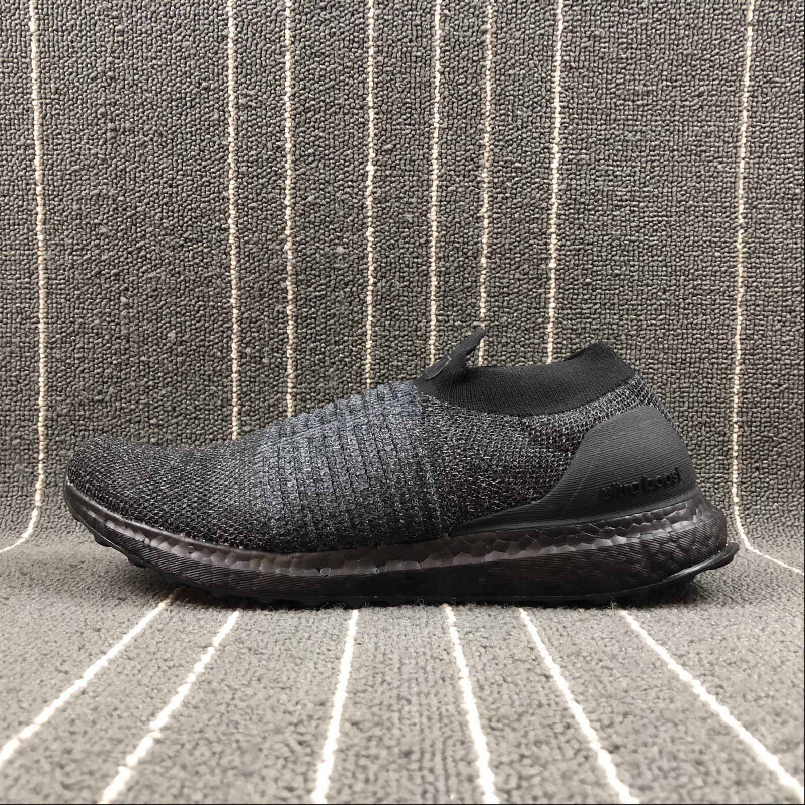 adidas ultra boost black laceless