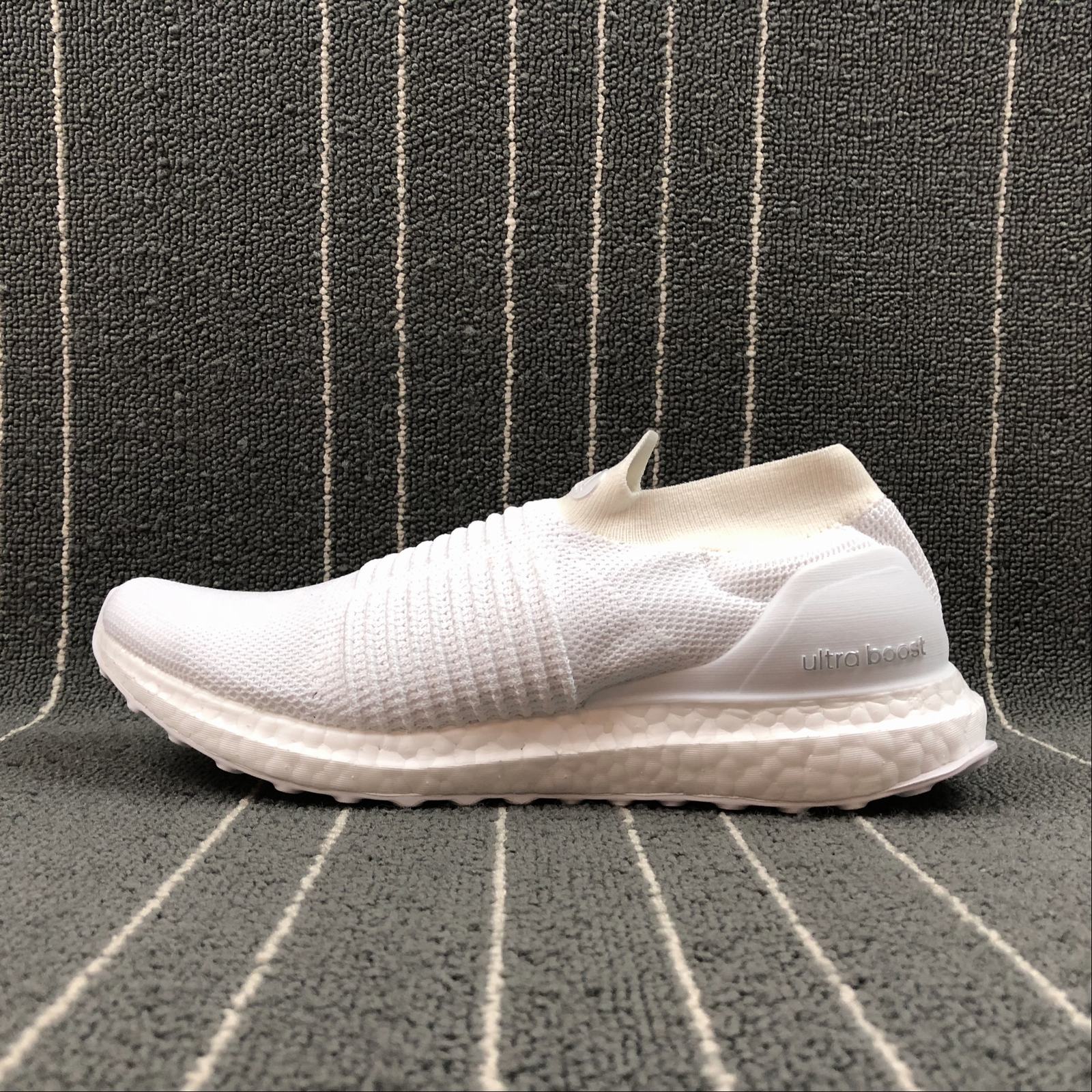 ultra boost laceless white