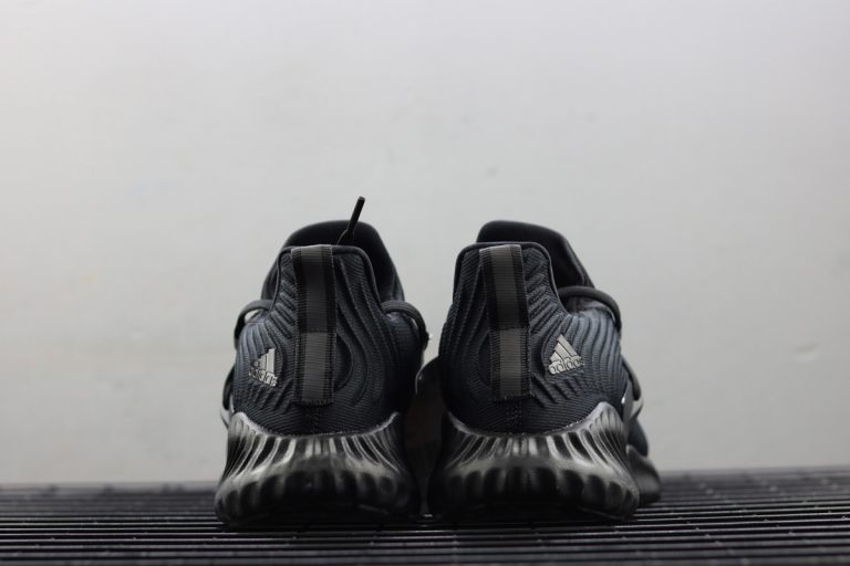 alphabounce instinct triple black