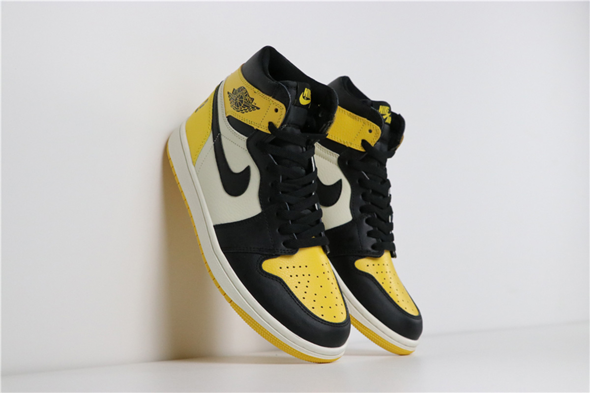 jordan 1 white yellow black