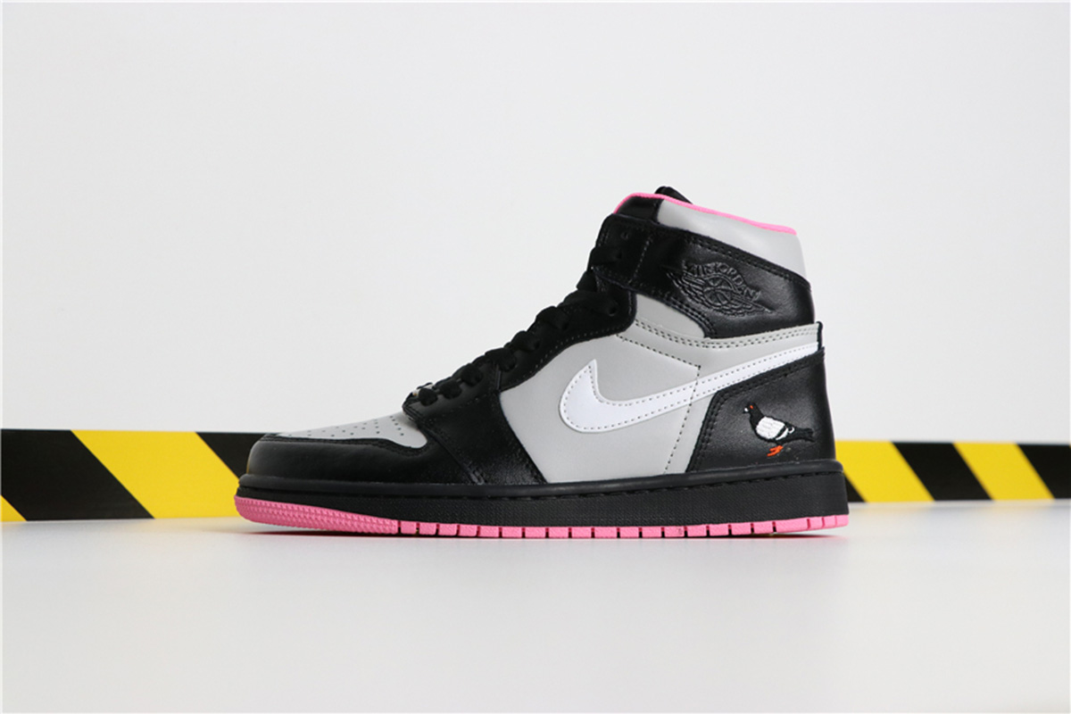 Air Jordan 1 High Black/Wolf Grey-Pink 