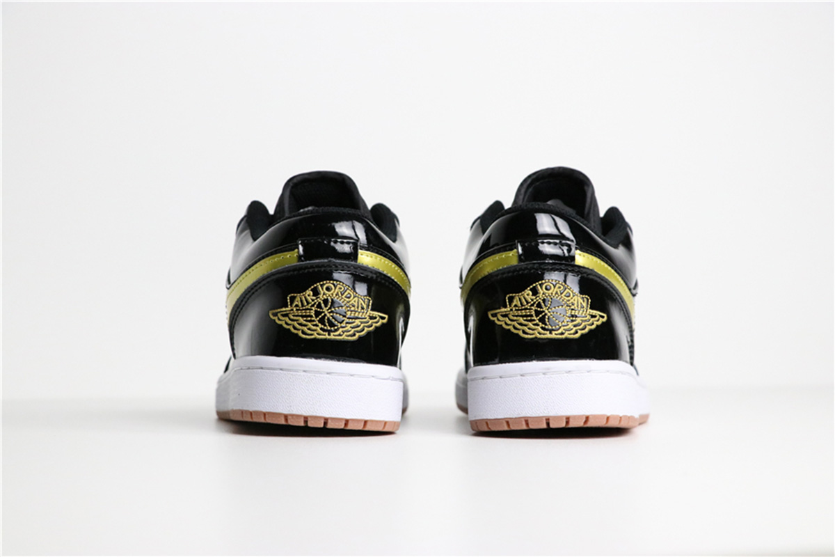 jordan 1 low patent leather black