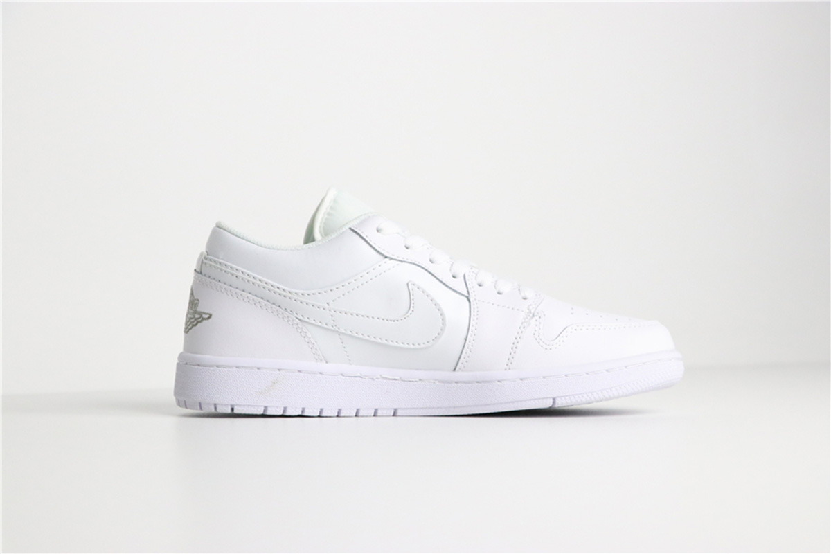 jordan 1 low triple white