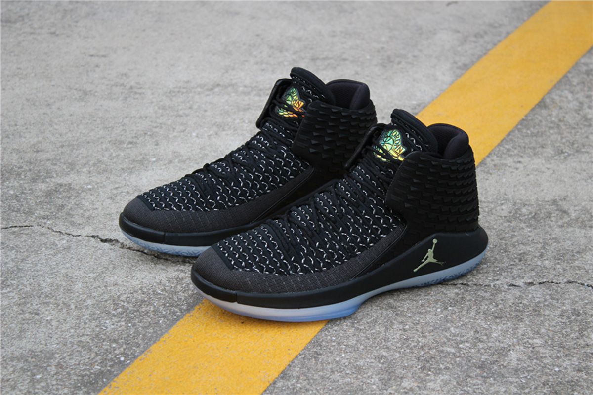 jordans 32 black