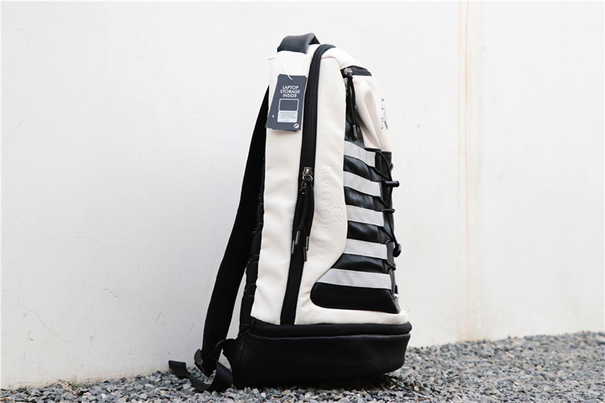 jordan retro 1 backpack