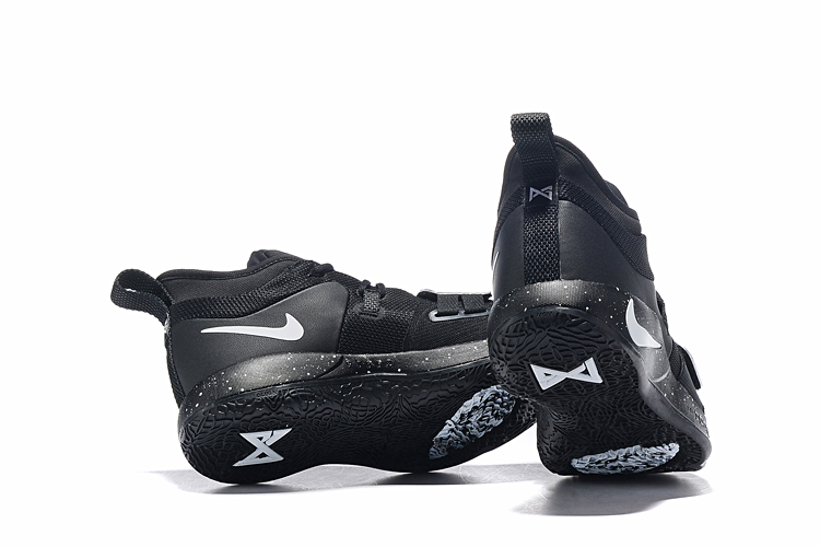 pg 2.5 white and black