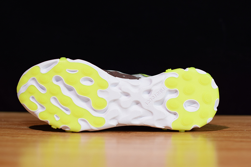 Nike-React-Element-87-Desert-Sand-Cool-Grey-Smokey-Mauve-9