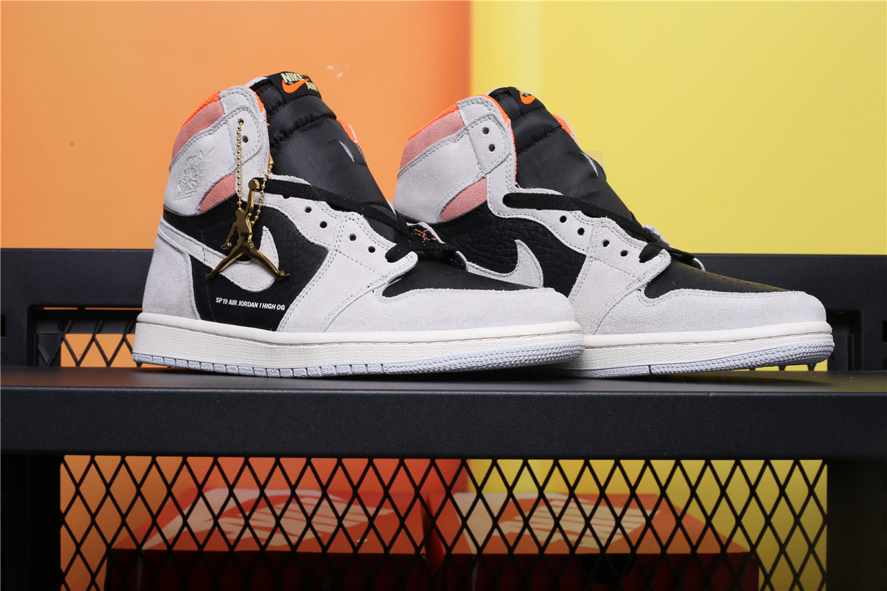 Air Jordan 1 Retro High OG Neutral Grey 555088-018 For Sale – The Sole Line
