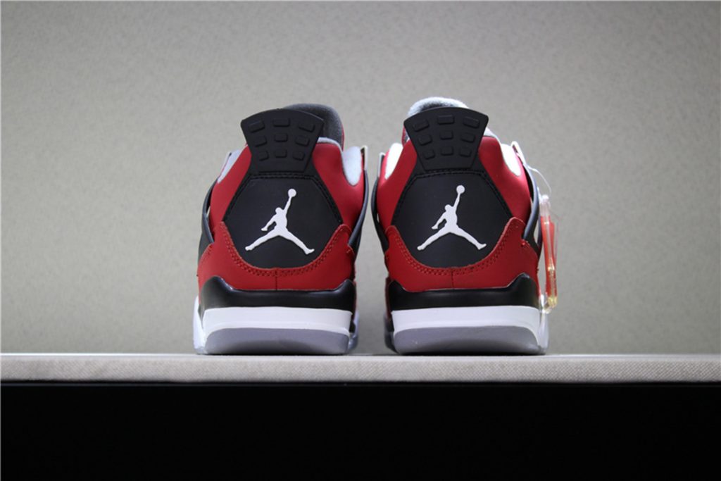 jordan 4 toro red