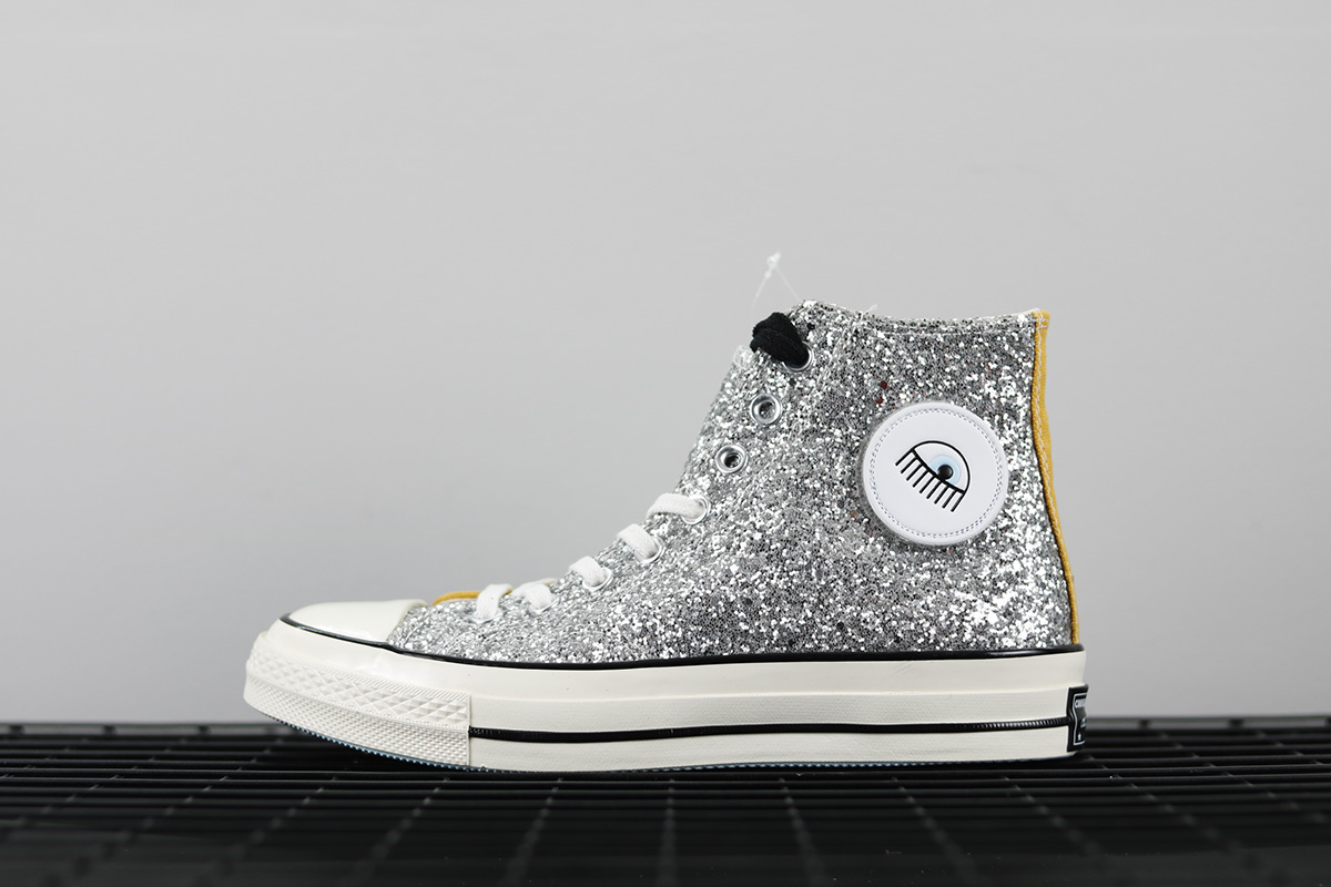 chiara ferragni converse chuck taylor