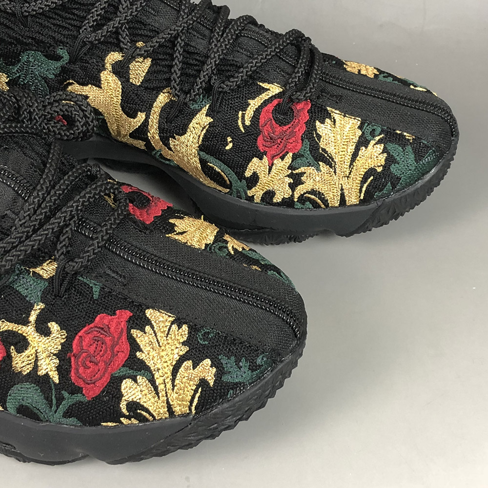 Kith-x-Nike-LeBron-Performance-15-Closing-Ceremony-AJ3936-002-For-Sale-5