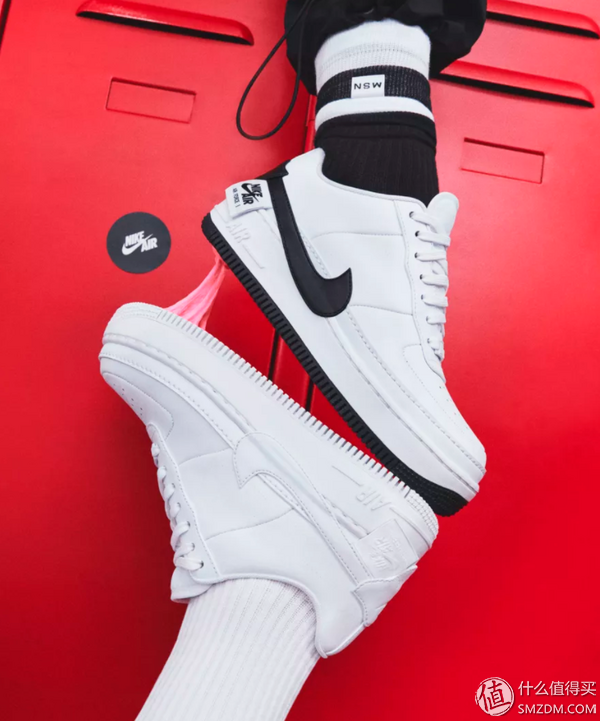 air force 1 red tongue