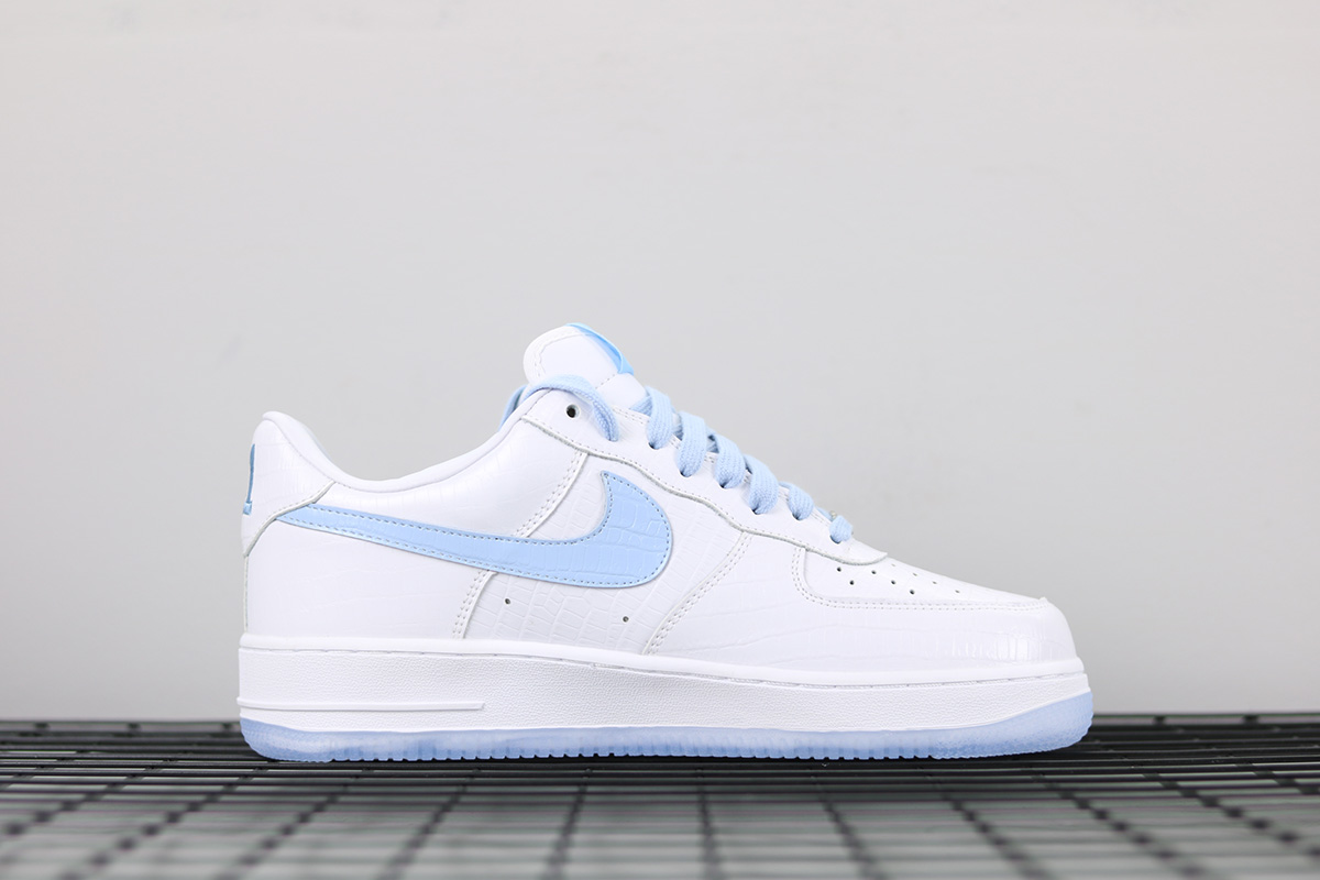 white forces shoes