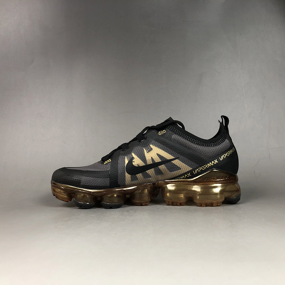 nike vapormax 2019 gold and black