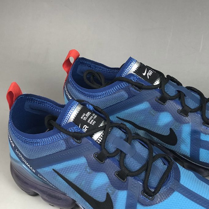 nike vapormax university blue