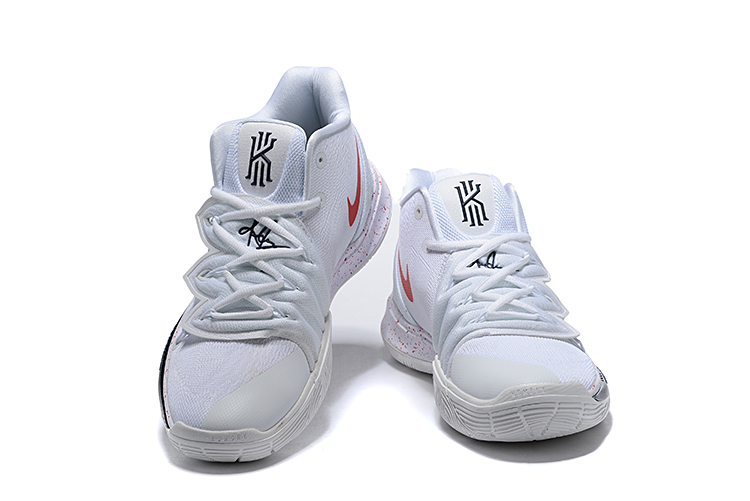 uconn kyrie 5