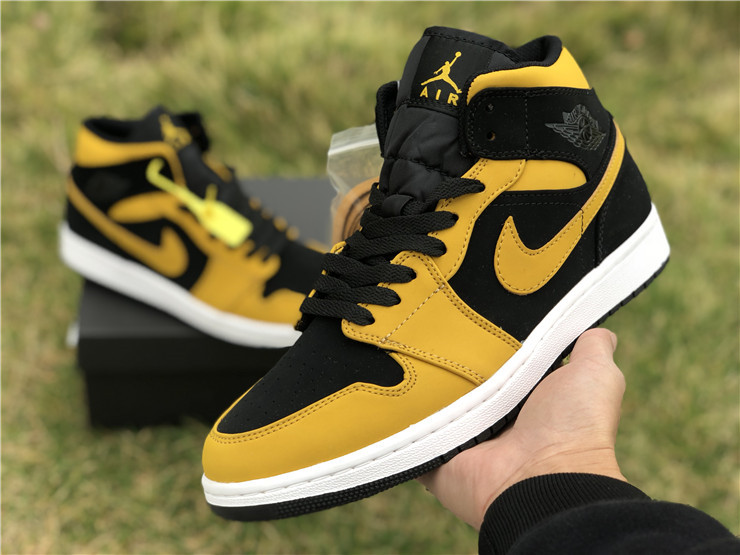 air jordan 1 mid reverse