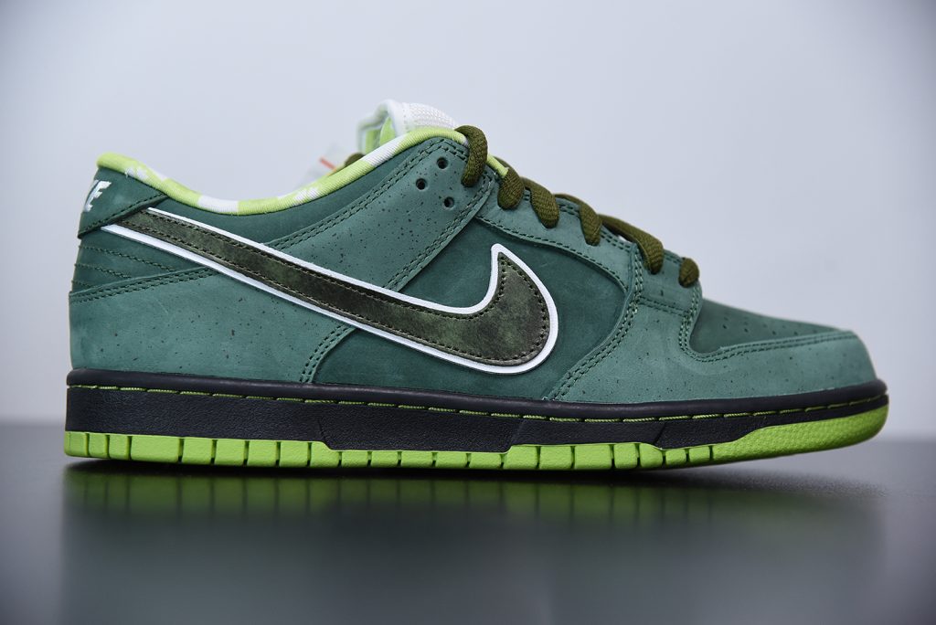 nike sb dunk green lobster