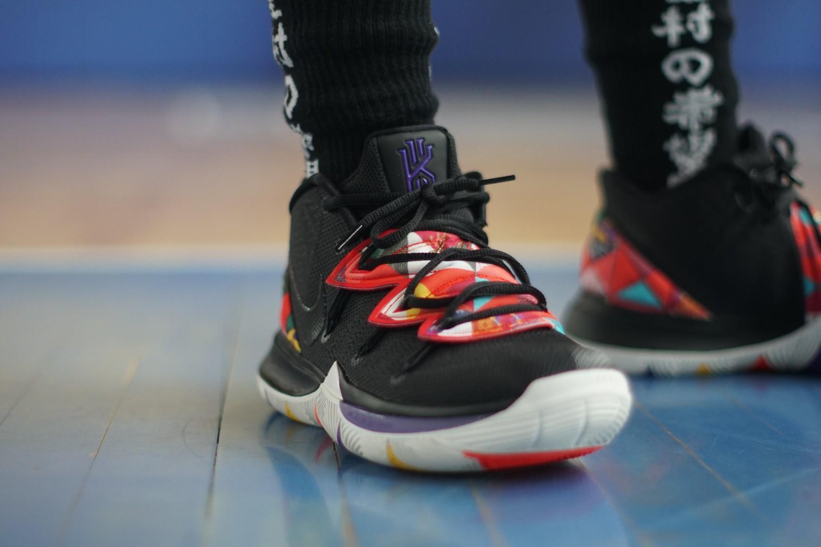 About 2 About NIKE KYRIE 5 BHM EP Sales method