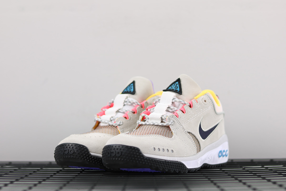 nike dog mountain acg