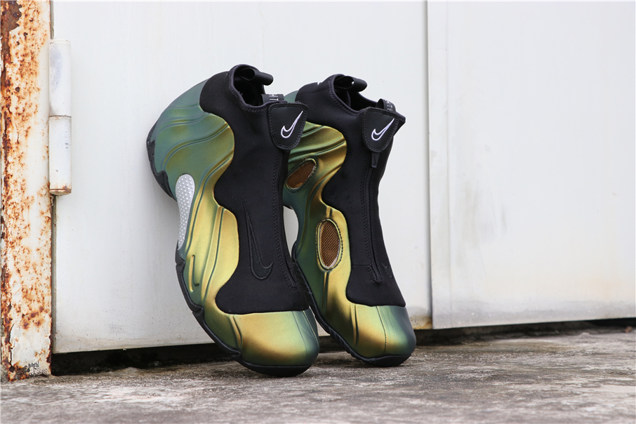 flightposite metallic gold