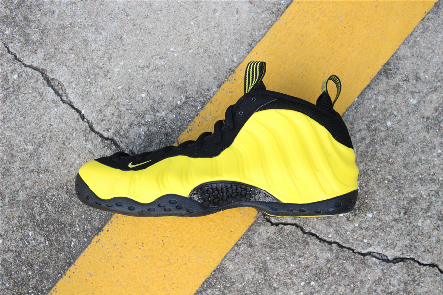 nike air foamposite one optic yellow