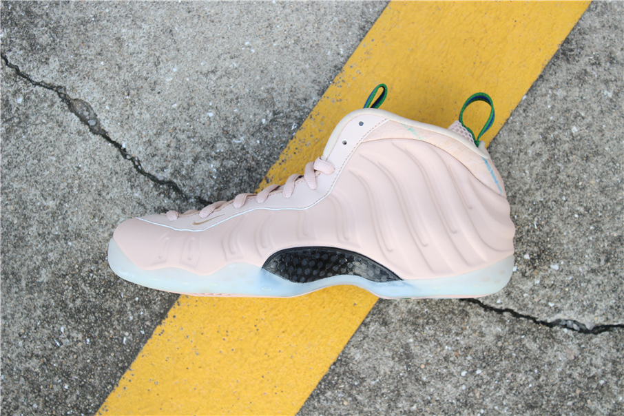 nike air foamposite one particle beige