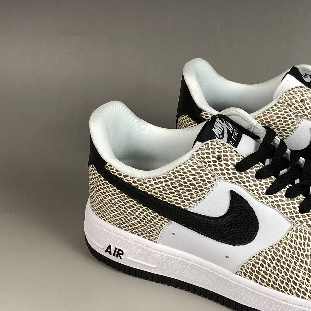 nike cocoa snake